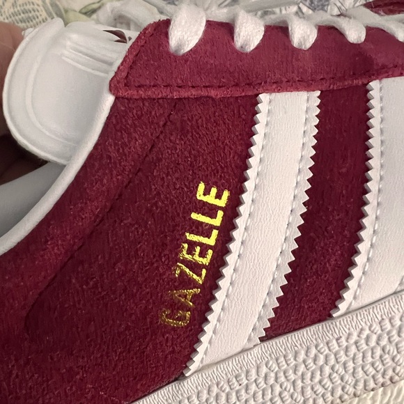 adidas Gazelle Collegiate Burgundy / White